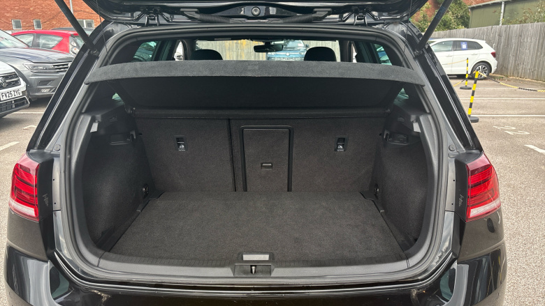 Volkswagen Golf 1.5 TSI EVO 150 R-Line Edition 5dr Petrol Hatchback